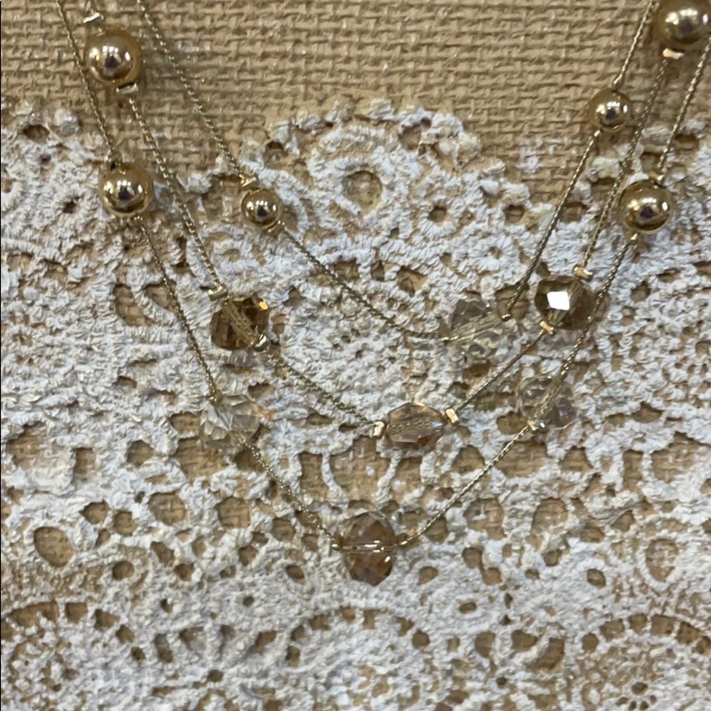 Beautiful necklace - Picture 2 of 4